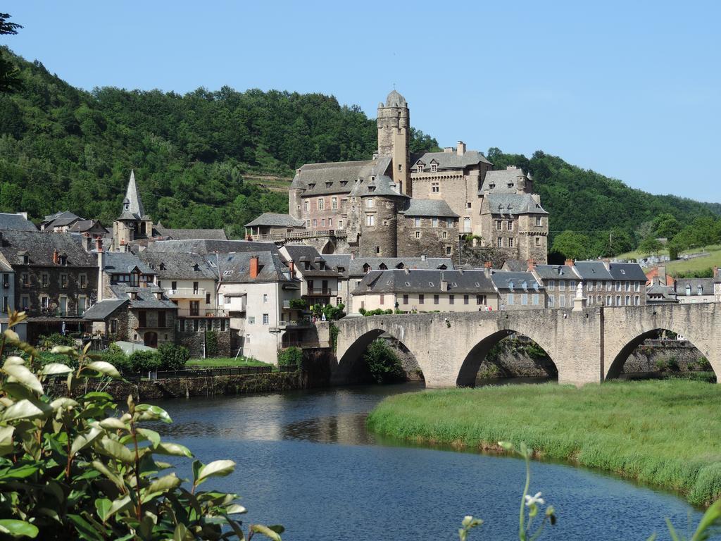 Auberge Saint Fleuret Estaing  Esterno foto