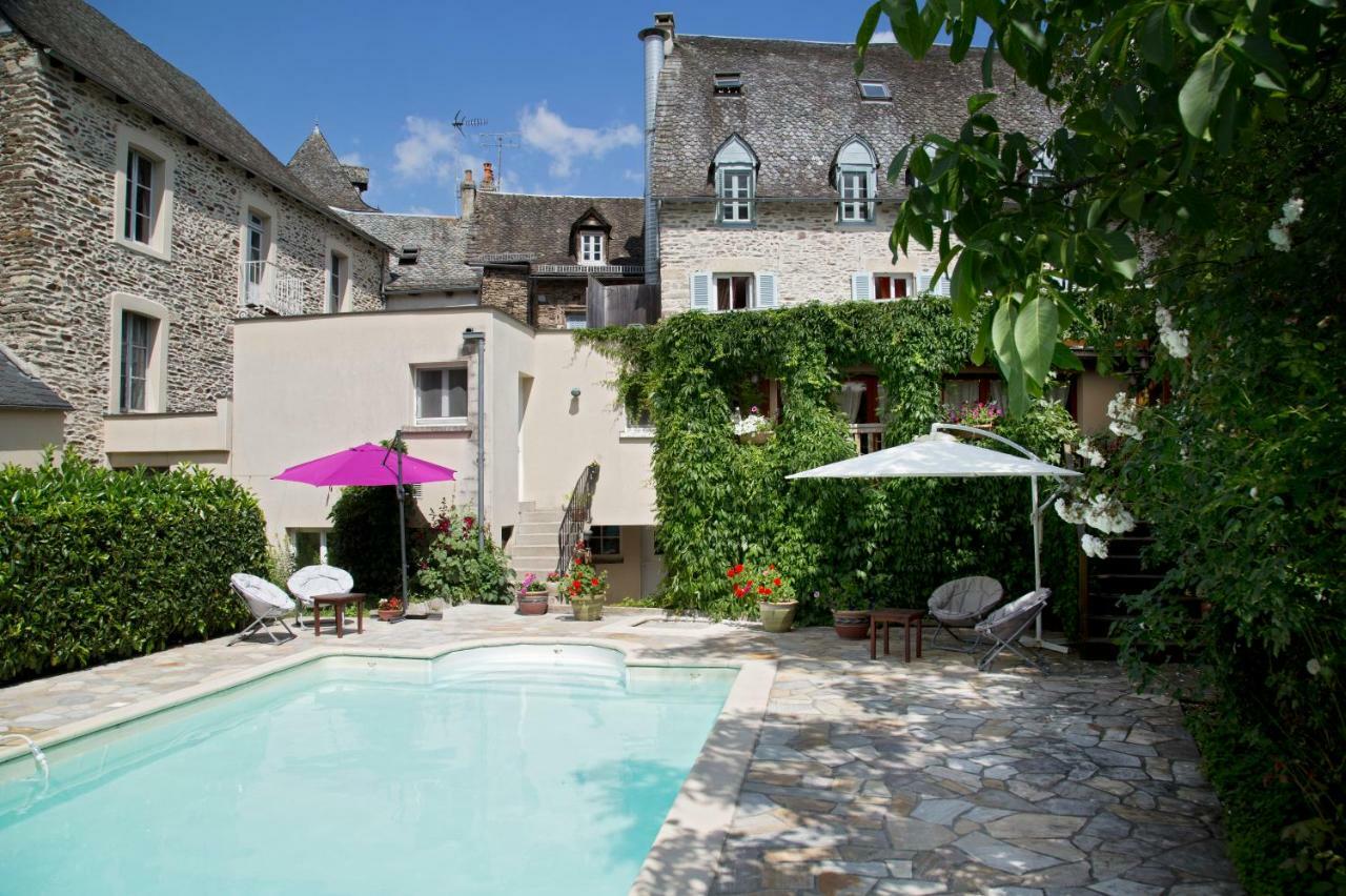 Auberge Saint Fleuret Estaing  Esterno foto